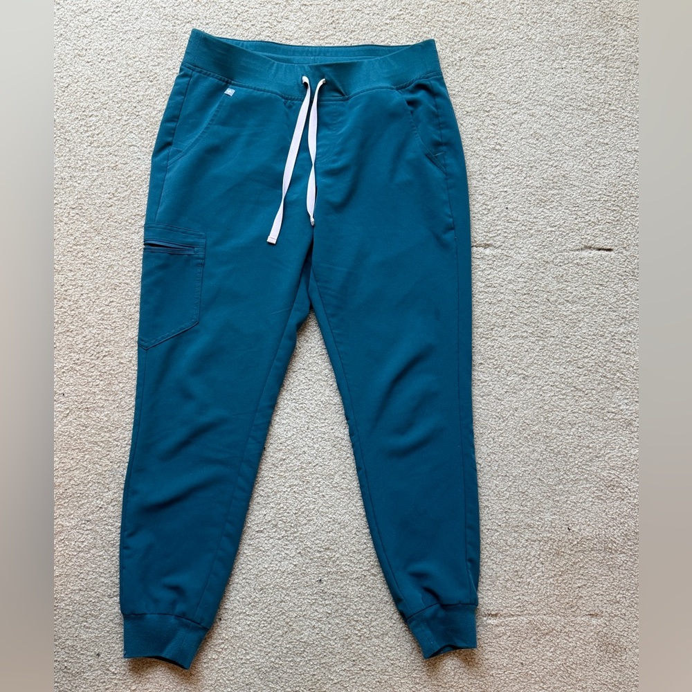 FIGS Scrubs Joggers